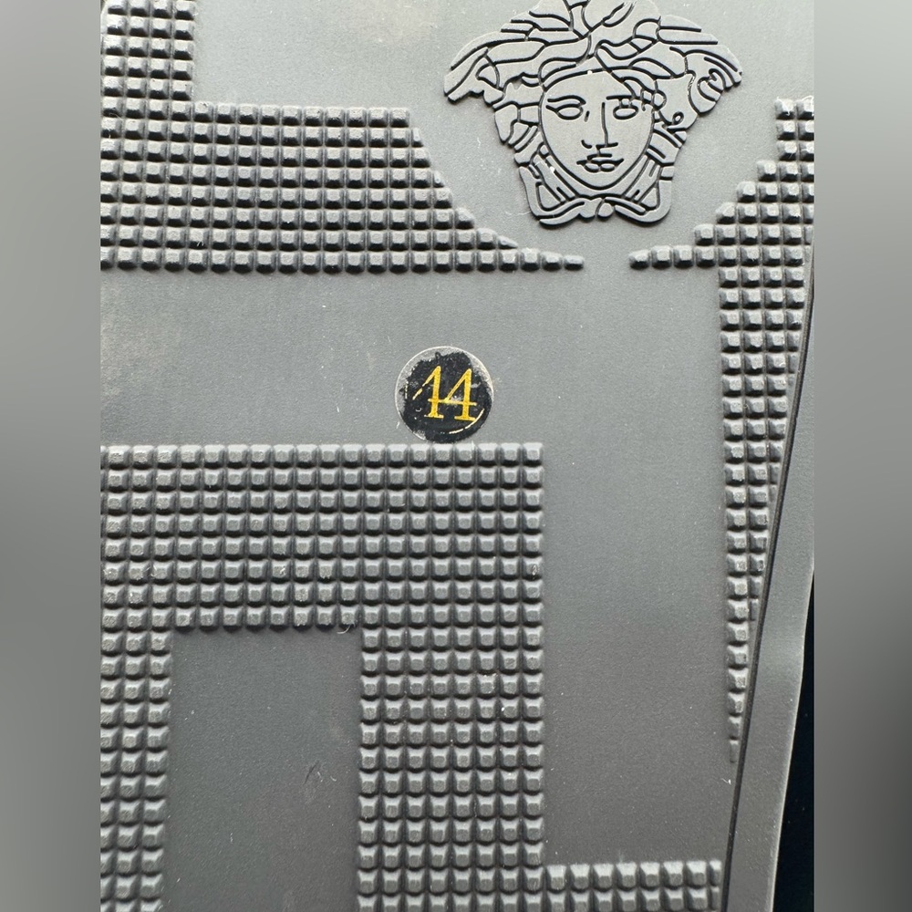 Versace Slides. - Picture 10 of 11